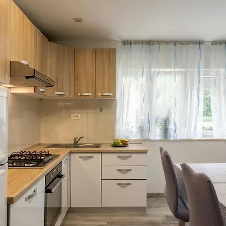 Josko - Combine Parking&beach&old Town * 斯普利特