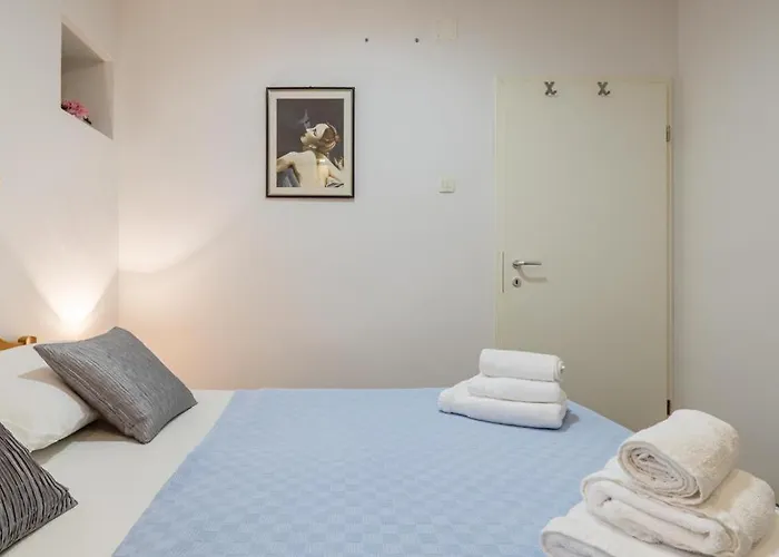 Josko - Combine Parking&beach&old Town Apartamento