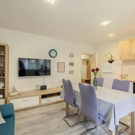 Appartement Josko - Combine Parking&beach&old Town